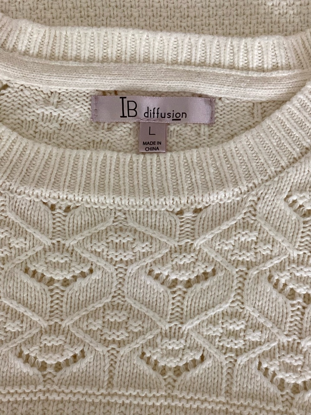 I. B. Diffusion Pullover Sweater Ivory Honeycomb Crochet & Scallop Hem Size L - Picture 7 of 12